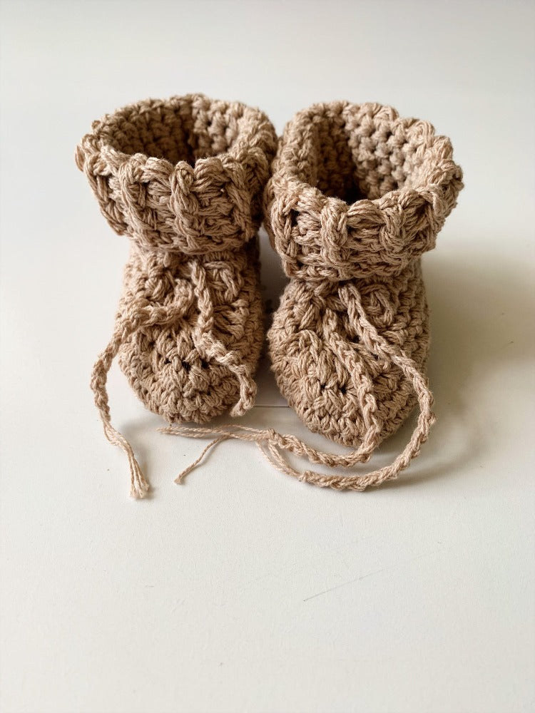 Cotton tie baby booties