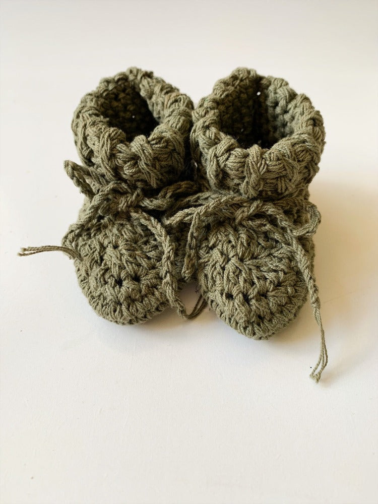 Cotton tie baby booties
